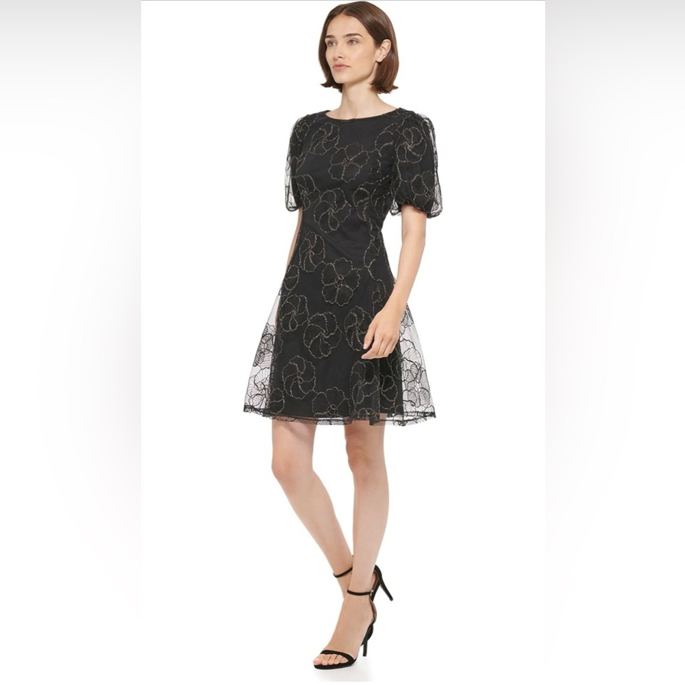 DKNY womens black/gold Puff Sleeve Embroidered Fit & Flare sz 4 NWT